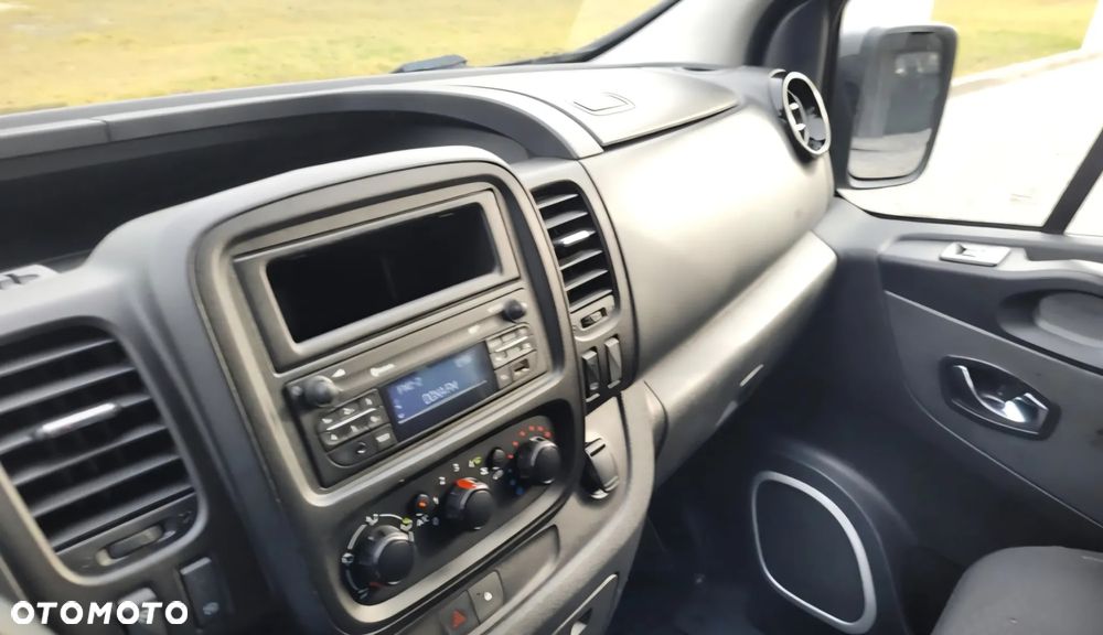 Opel Vivaro - 5