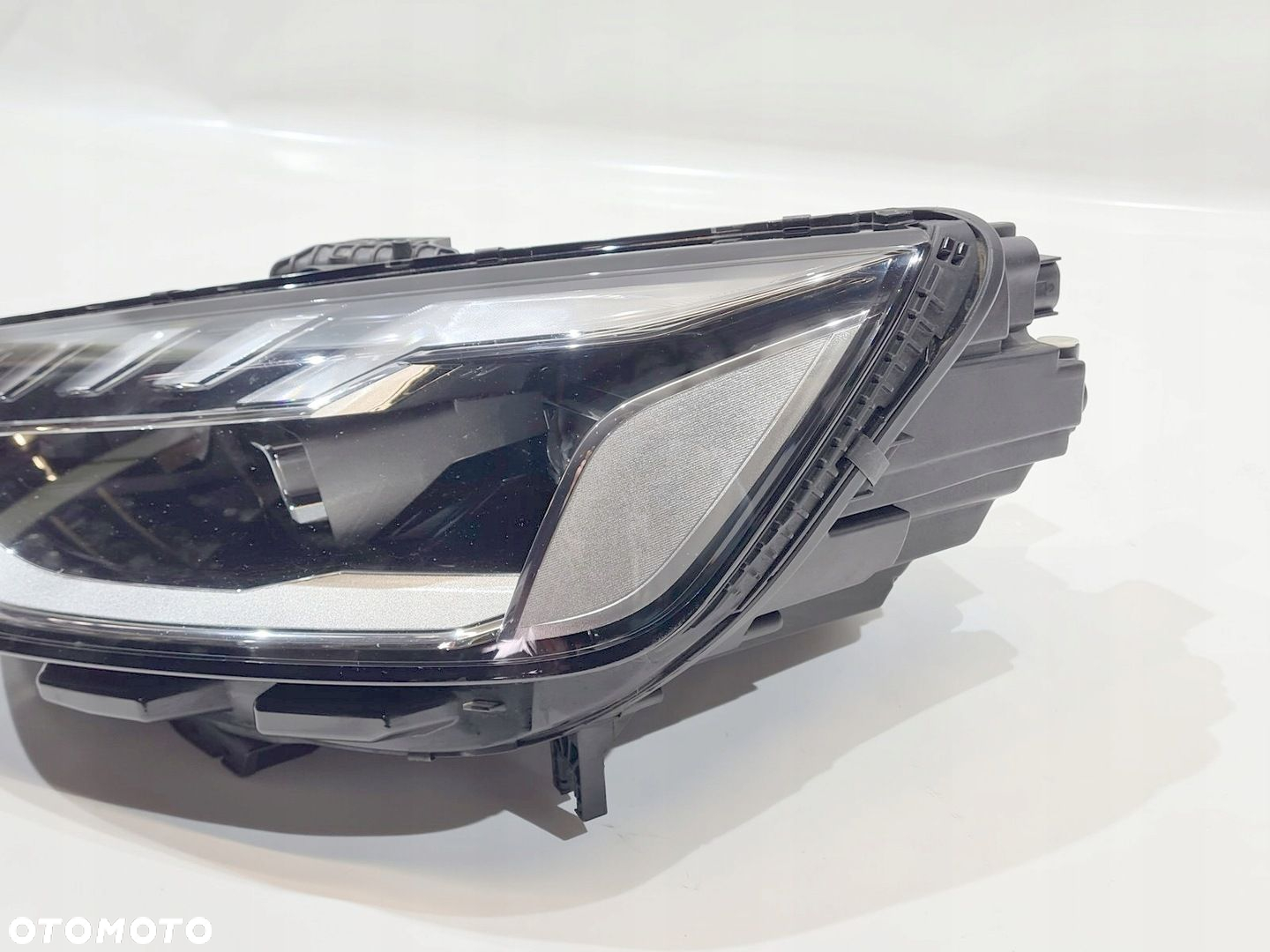 LAMPA PRZÓD LEWY AUDI A4 B9 LIFT FULL LED 8W0941033D - 3