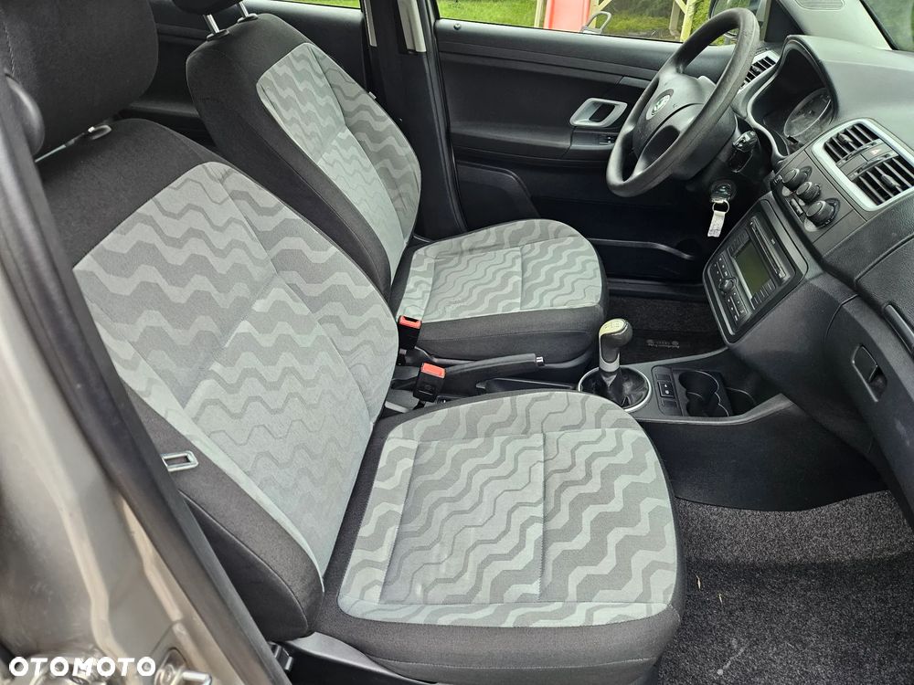 Skoda Fabia 1.4 16V Ambiente - 13