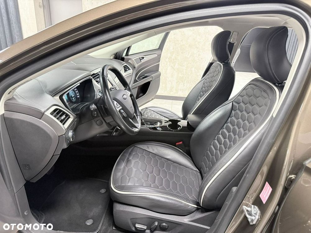 Ford Mondeo Vignale 2.0 TDCi 4WD PowerShift - 28