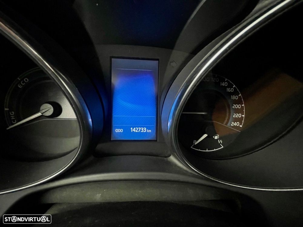 Toyota Auris 1.8 HSD Comfort - 9