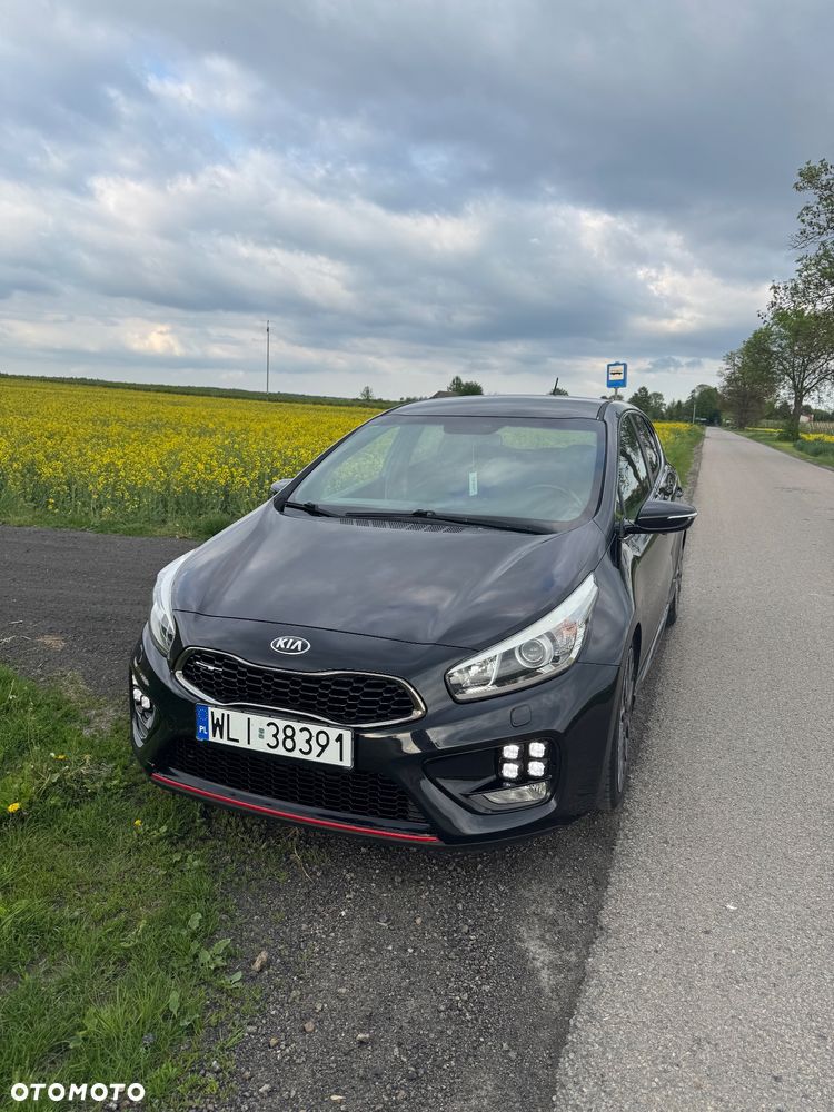 Kia Ceed 1.6 T-GDI GT - 6