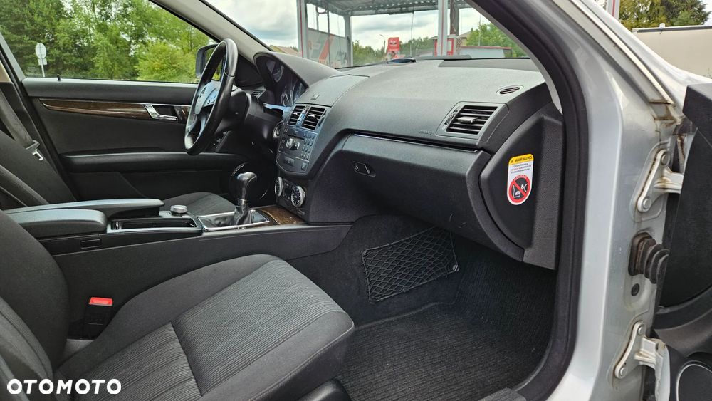 Mercedes-Benz Klasa C 180 Kompressor Elegance - 7