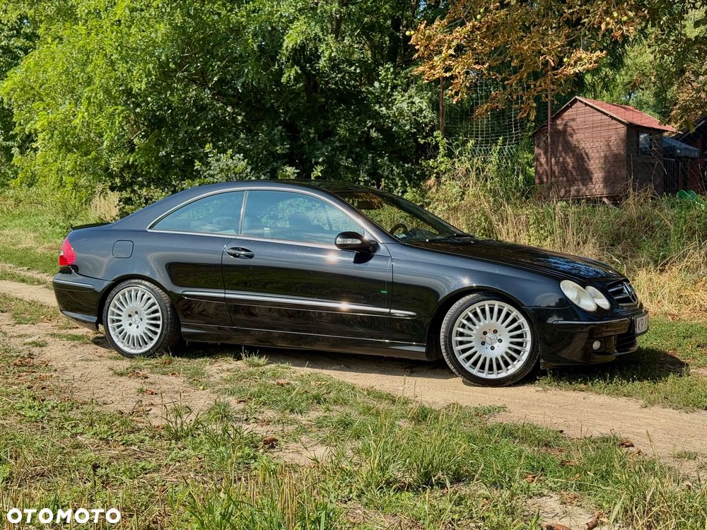 Mercedes-Benz CLK - 4