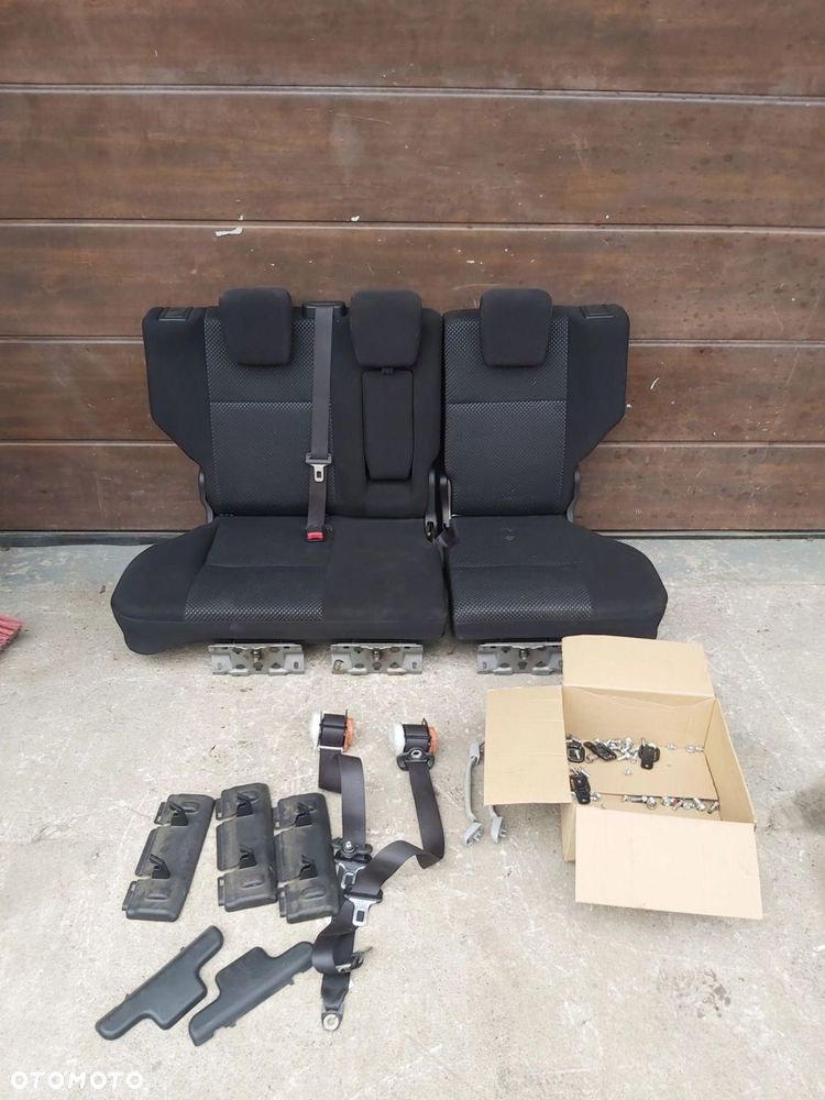 Suzuki Grand Vitara II Fotel kanapa tył przekładka VAN pas - 1