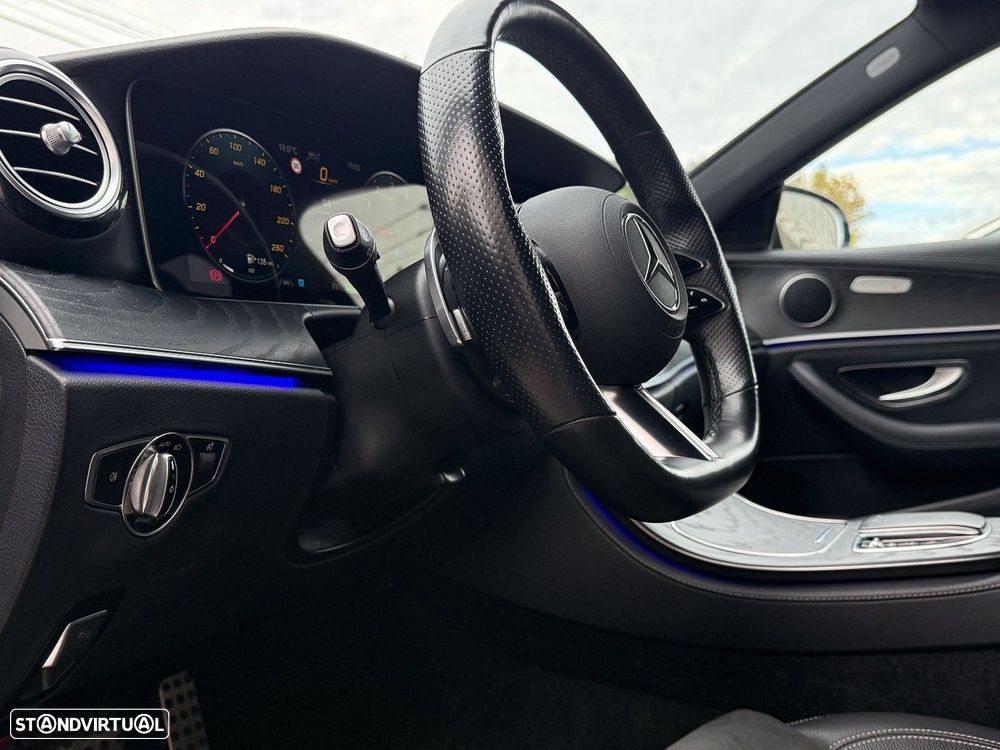 Mercedes-Benz E 300 de T 9G-TRONIC AMG Line - 37