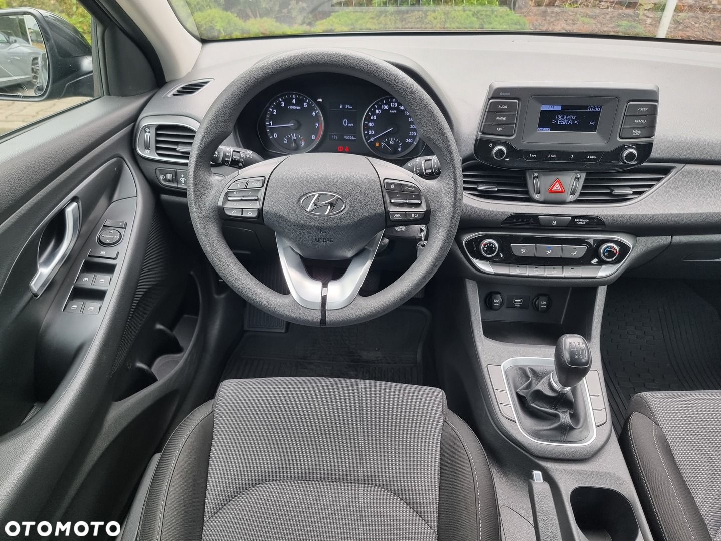 Hyundai i30 1.5 DPI Classic + - 28