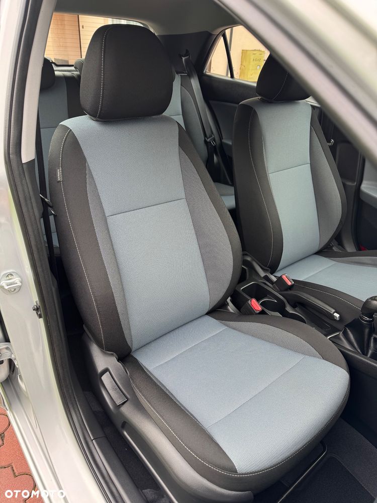 Hyundai i20 1.2 - 17
