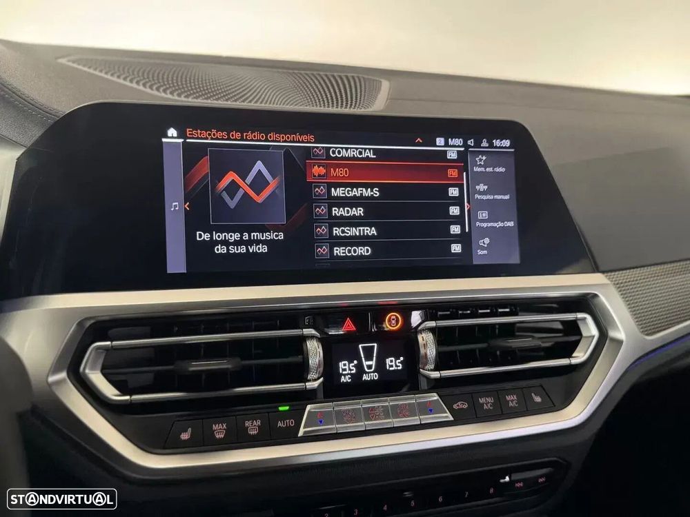 BMW 420 d Pack Desportivo M Auto - 41