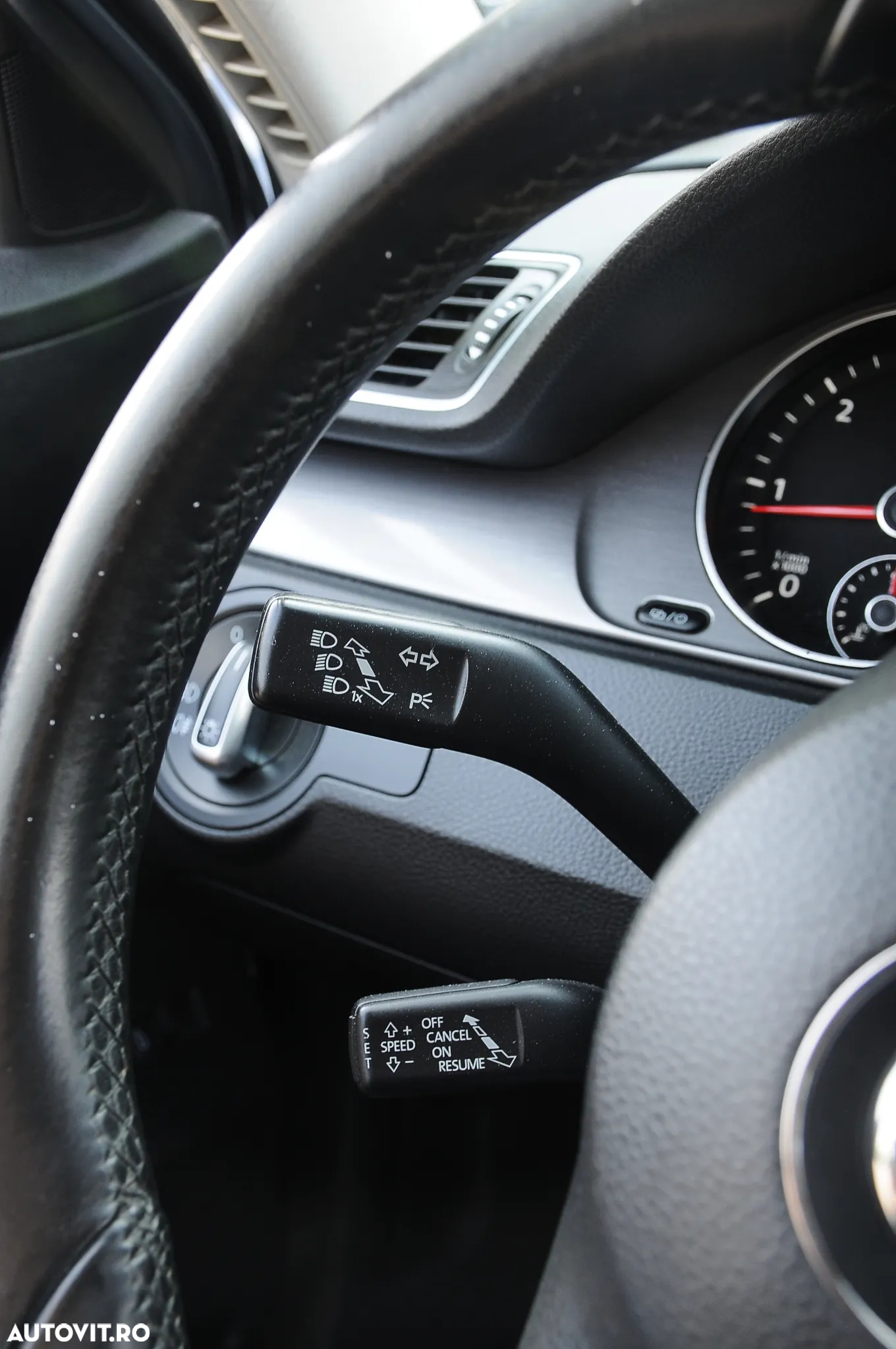 Volkswagen Passat Variant 1.6 TDI BlueMotion - 9