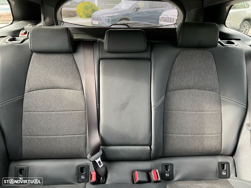 Toyota Corolla Touring Sports 1.8 Hybrid Comfort Plus - 19