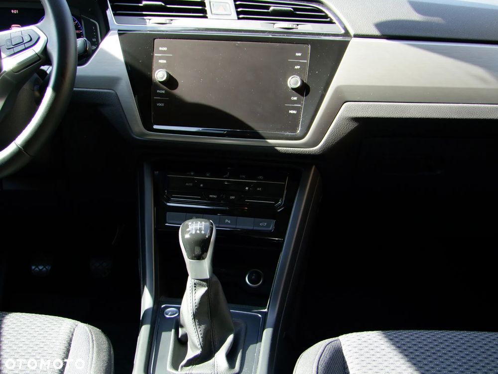 Volkswagen Touran 2.0 TDI BMT SCR Comfortline - 21