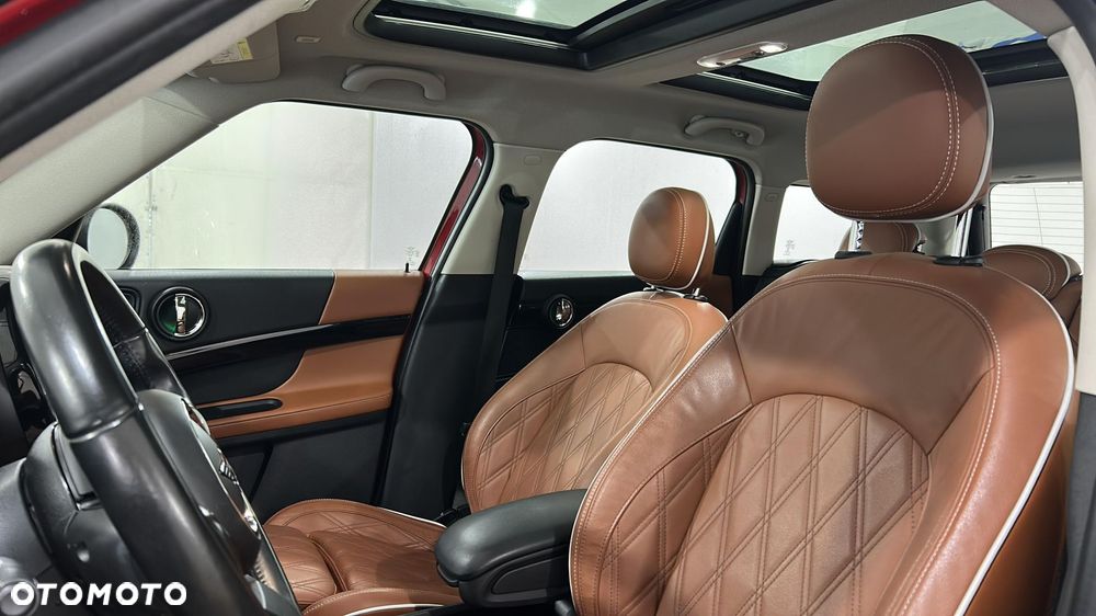 MINI Countryman Cooper Classic Trim - 17