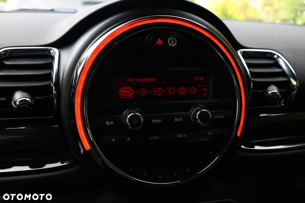 MINI Clubman Cooper Essential Trim - 26