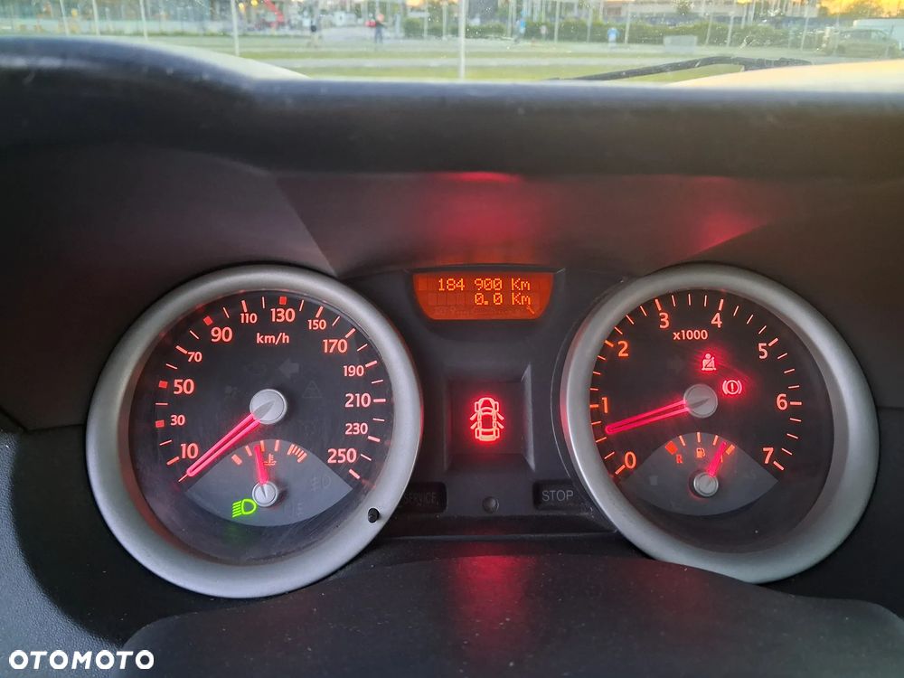 Renault Megane 1.6 Luxe Privilege - 12