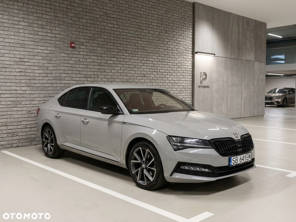 Skoda Superb 2.0 TDI SCR Sportline DSG - 3