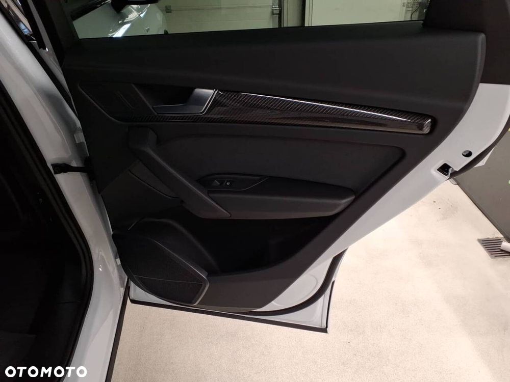 Audi Q5 Sportback - 11