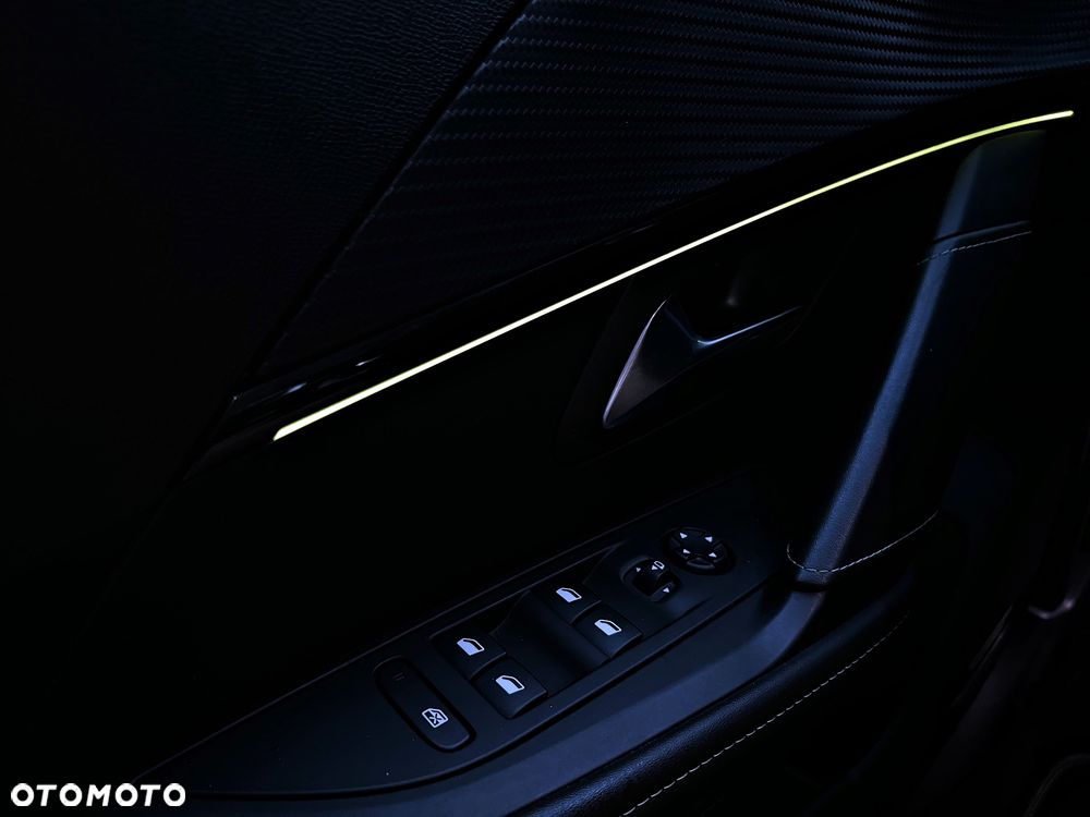Peugeot 208 PureTech 100 GT Pack - 23