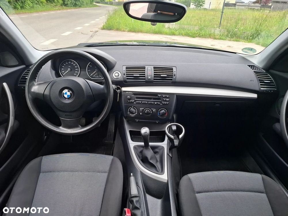 BMW Seria 1 - 10
