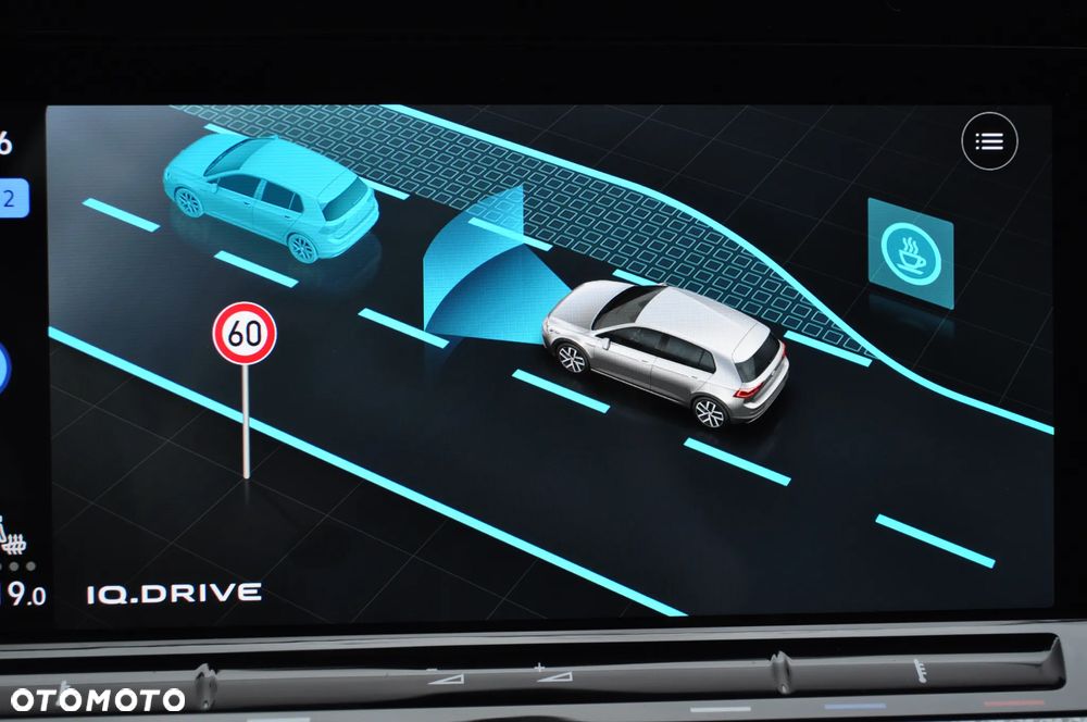 Volkswagen Golf 2.0 TDI SCR Active - 27