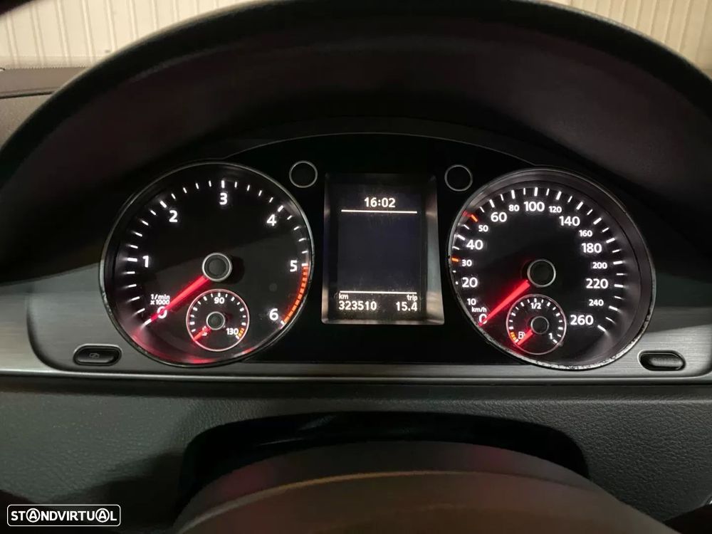 VW Passat Variant 1.6 TDI BlueMotion Comfortline - 10