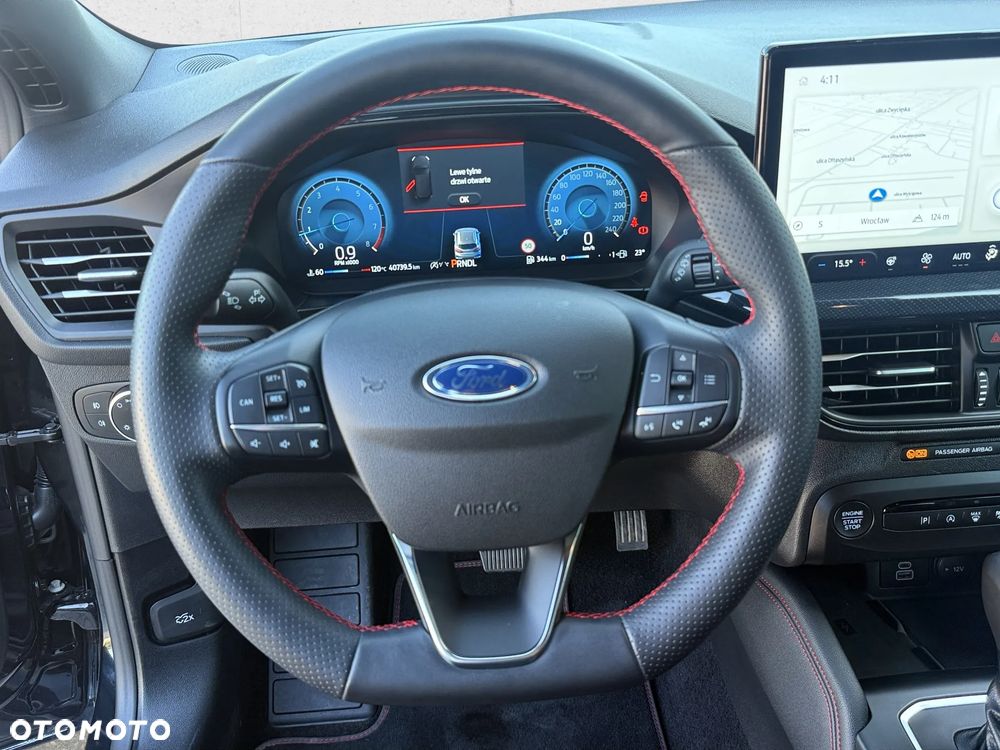 Ford Focus 1.0 EcoBoost mHEV ST-Line X - 17