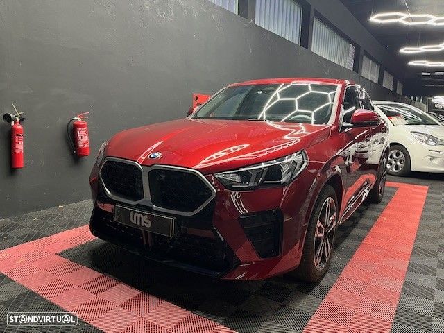 BMW X2 18 d xDrive Auto Pack M - 3