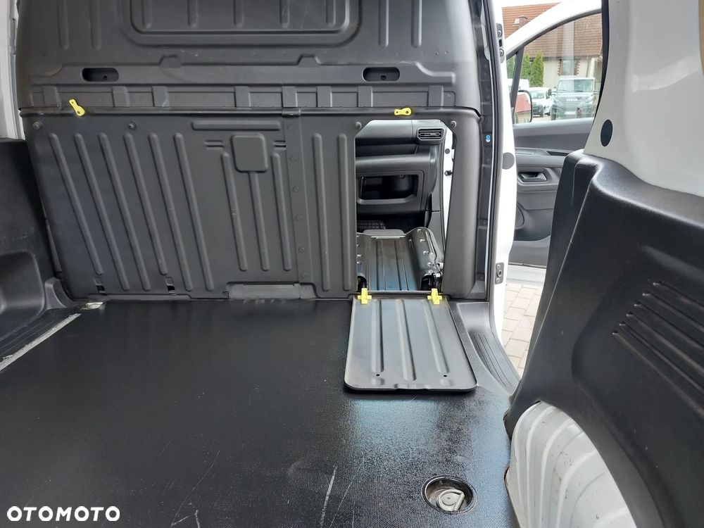 Opel Combo - 24