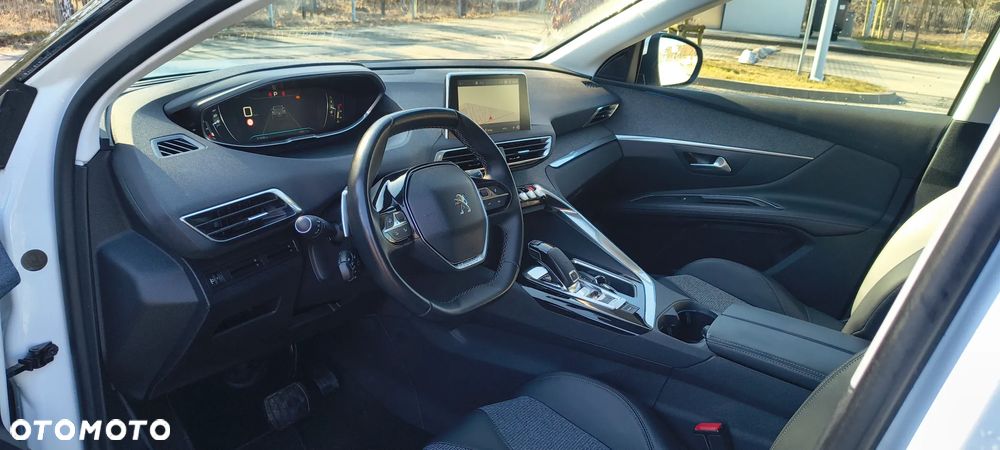 Peugeot 3008 1.2 PureTech Allure S&S EAT6 - 8