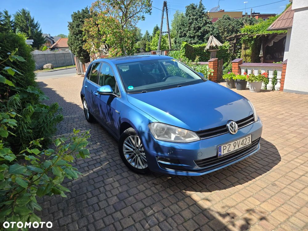 Volkswagen Golf 1.2 TSI BlueMotion Technology Cup - 5
