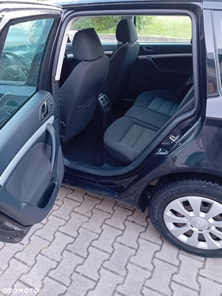 Skoda Octavia - 8