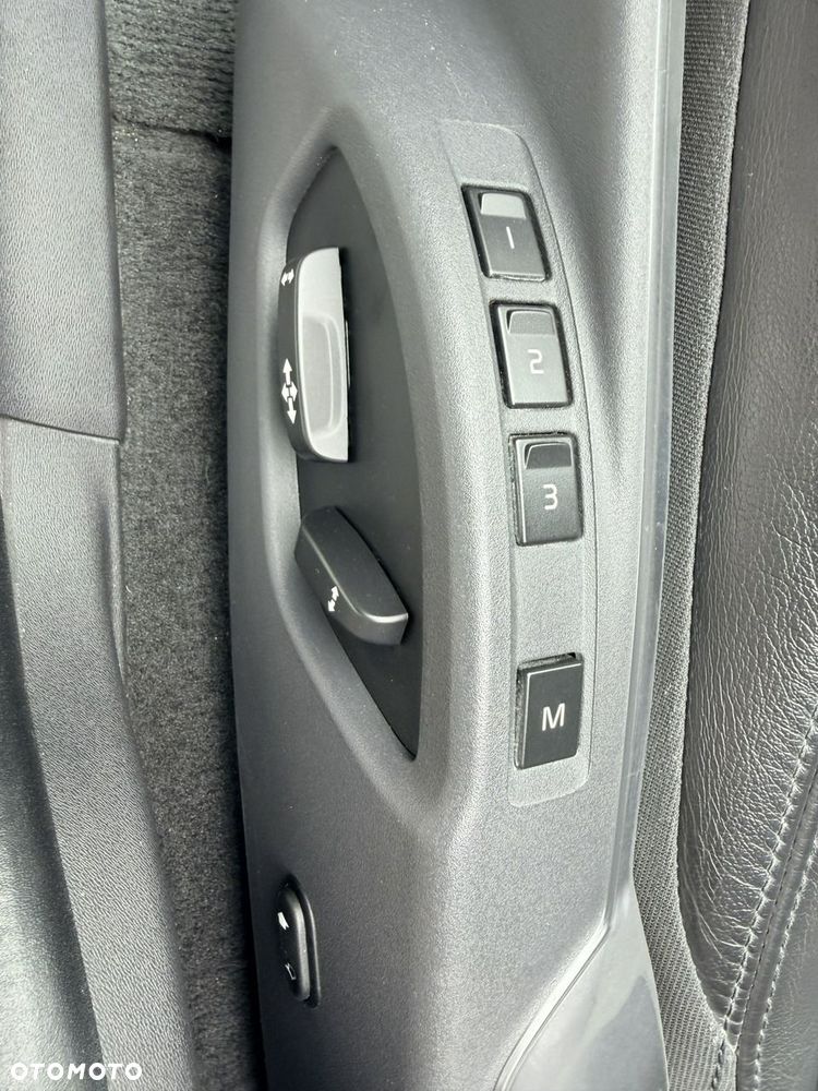 Volvo XC 60 D4 Geartronic Summum - 18