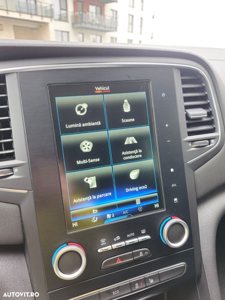 Renault Megane ENERGY dCi 130 BOSE EDITION - 13