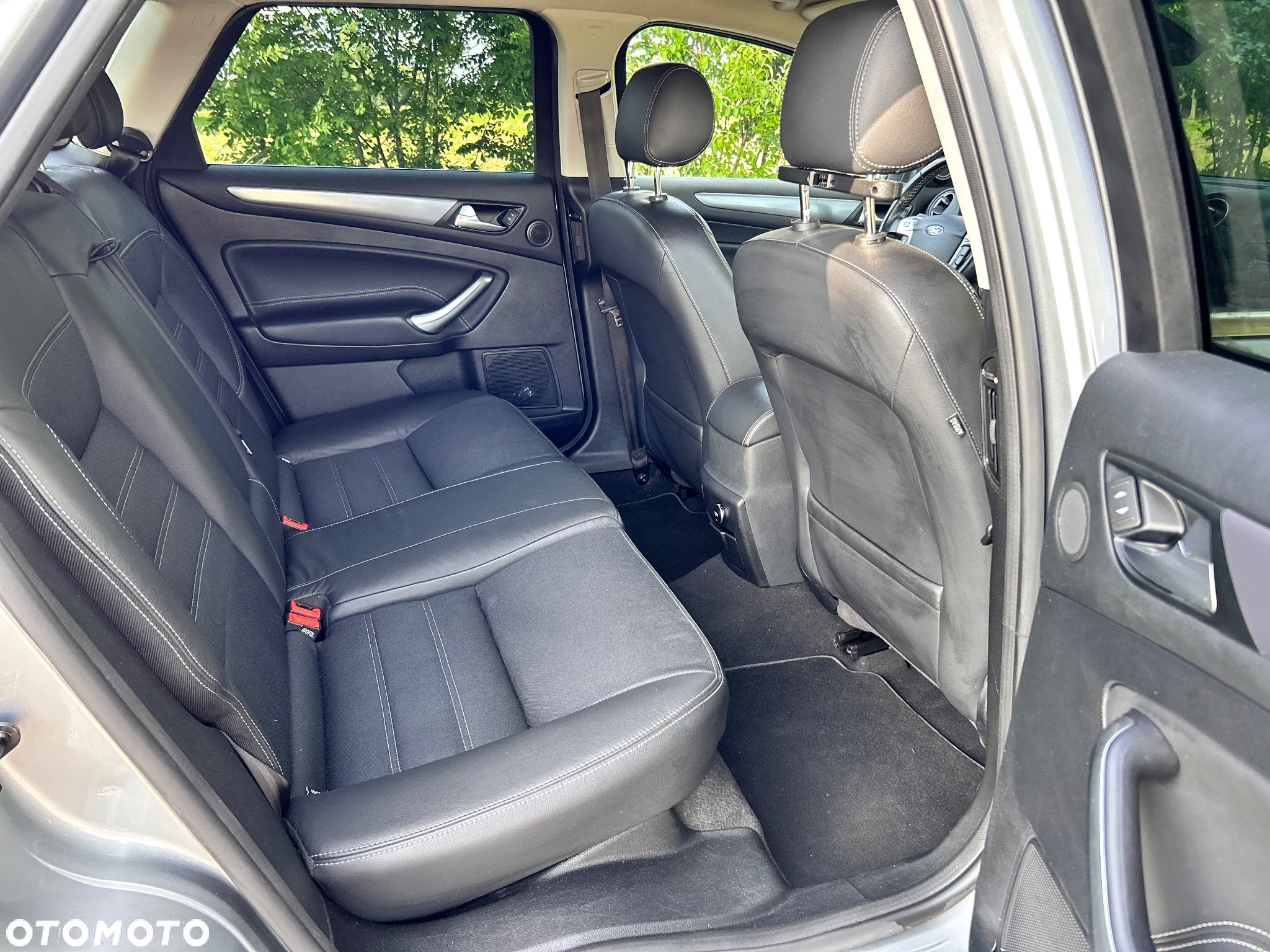 Ford Mondeo 2.0 TDCi Titanium - 31