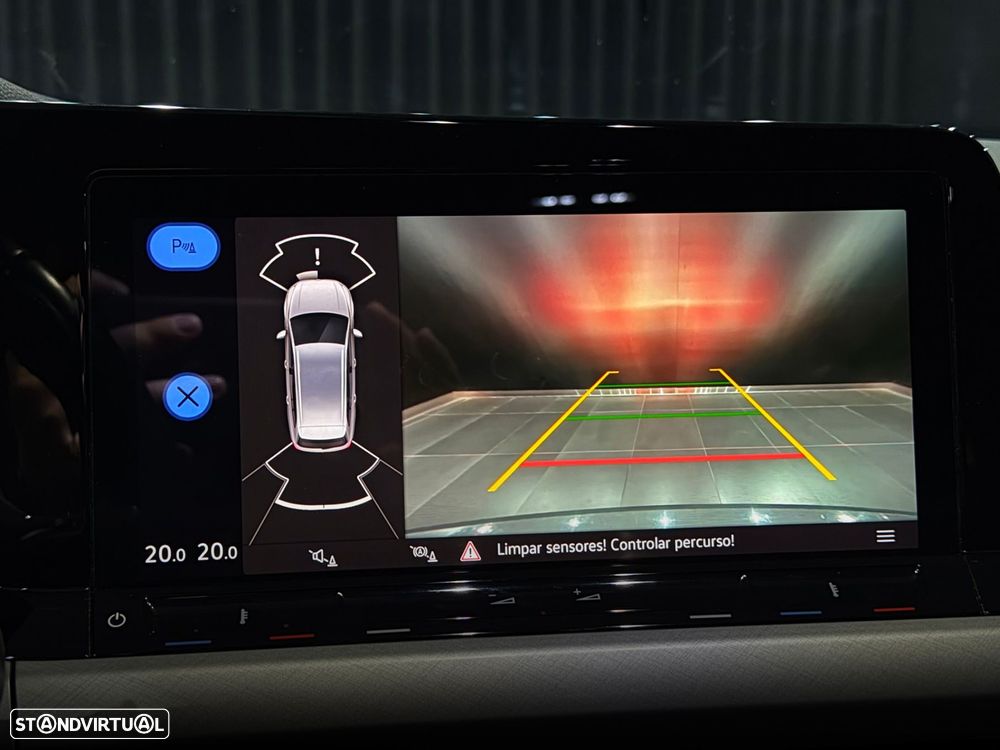 VW Golf Variant 1.0 TSI Confortline DSG - 23