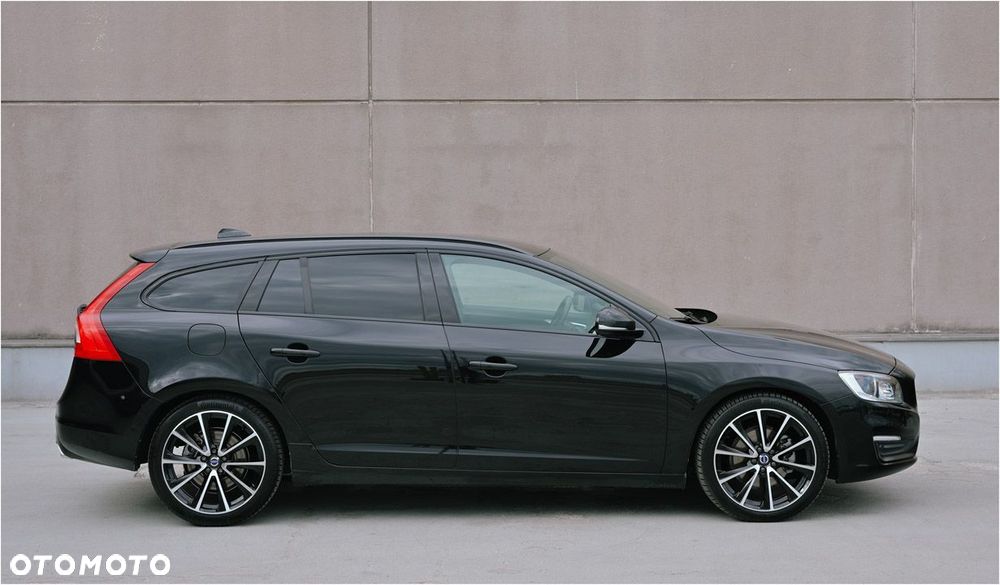 Volvo V60 D3 Drive-E Kinetic - 17