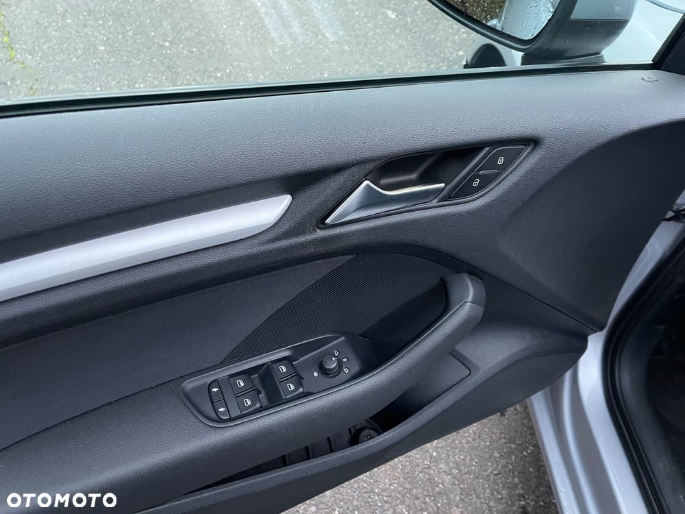 Audi A3 Sportback 1.6 TDI Sport - 14