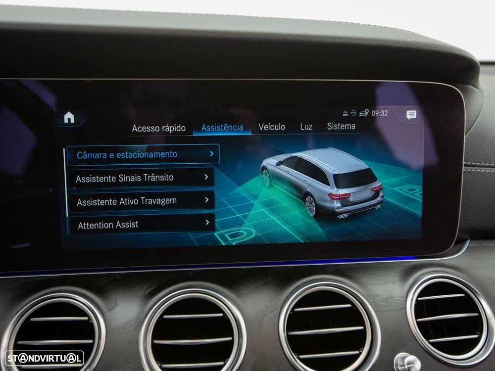 Mercedes-Benz E 300 de AMG Line - 34