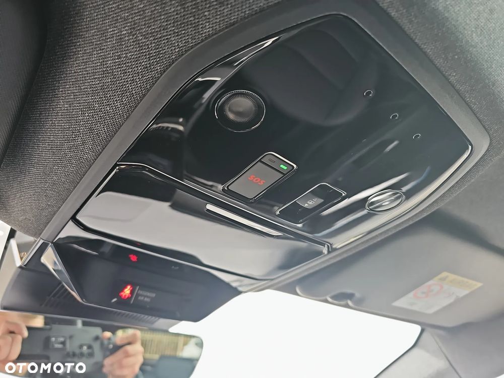 Renault Austral 1.2 E-Tech Full Hybrid 200 Esprit Alpine MMT - 25