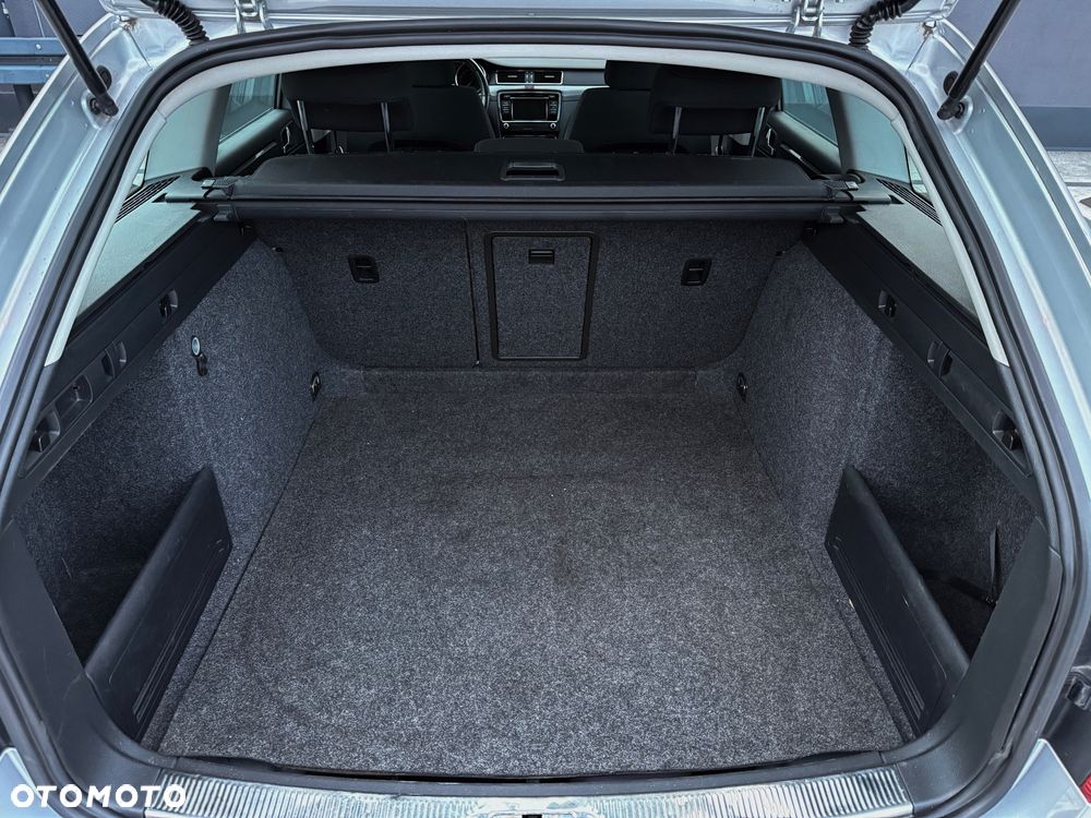 Skoda Superb 1.8 TSI Active DSG - 25