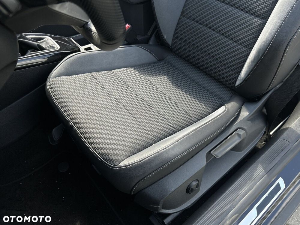 Volkswagen T-Roc 1.5 TSI R-Line DSG - 14