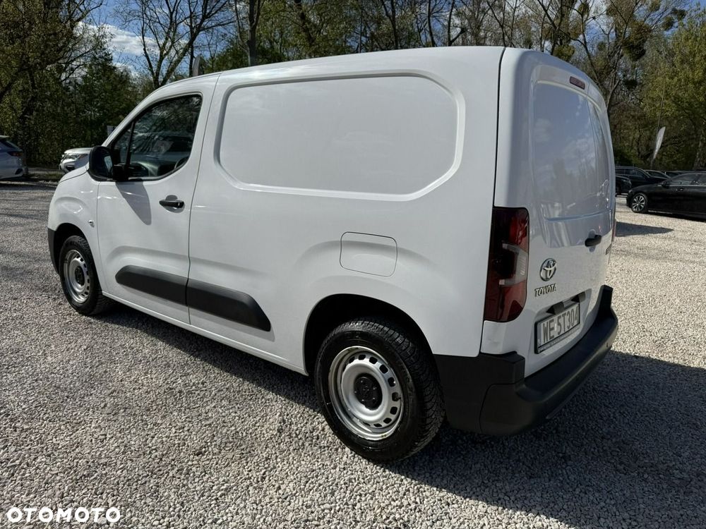 Toyota Proace City - 13