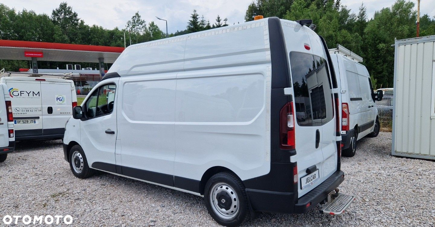 Renault Trafic - 19