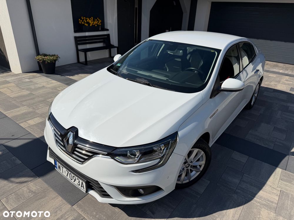 Renault Megane 1.5 Blue dCi Intens - 9
