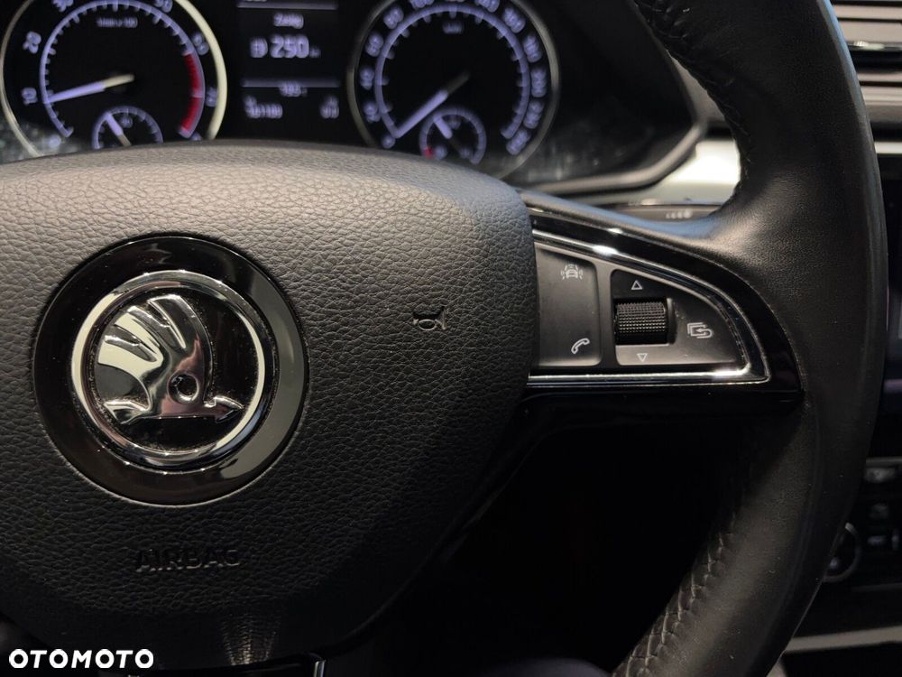 Skoda Superb 1.8 TSI Style - 12