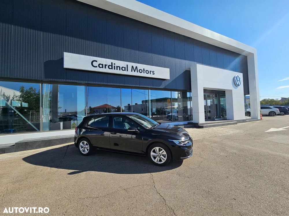 Volkswagen Golf 1.0 eTSI DSG MHEV Life - 2