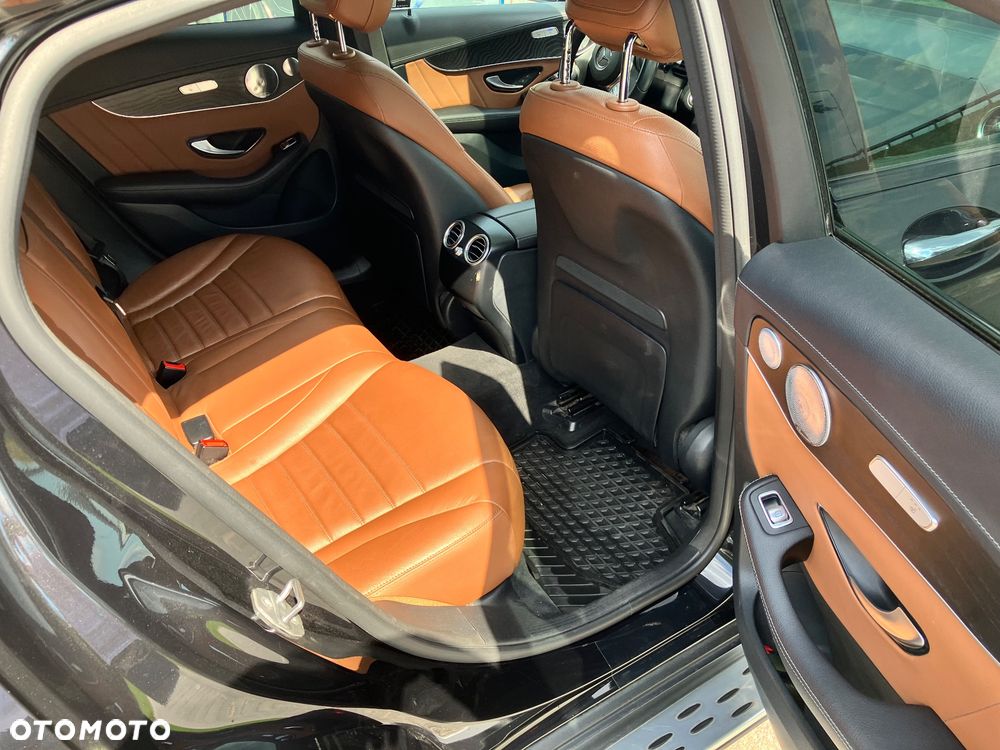 Mercedes-Benz GLC 300 d 4-Matic - 8