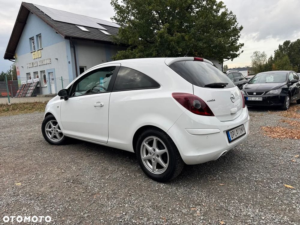 Opel Corsa - 8