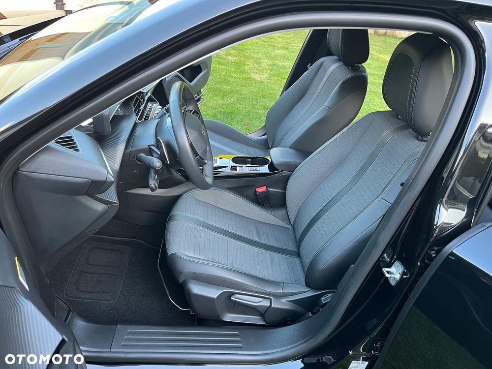 Peugeot 2008 - 25