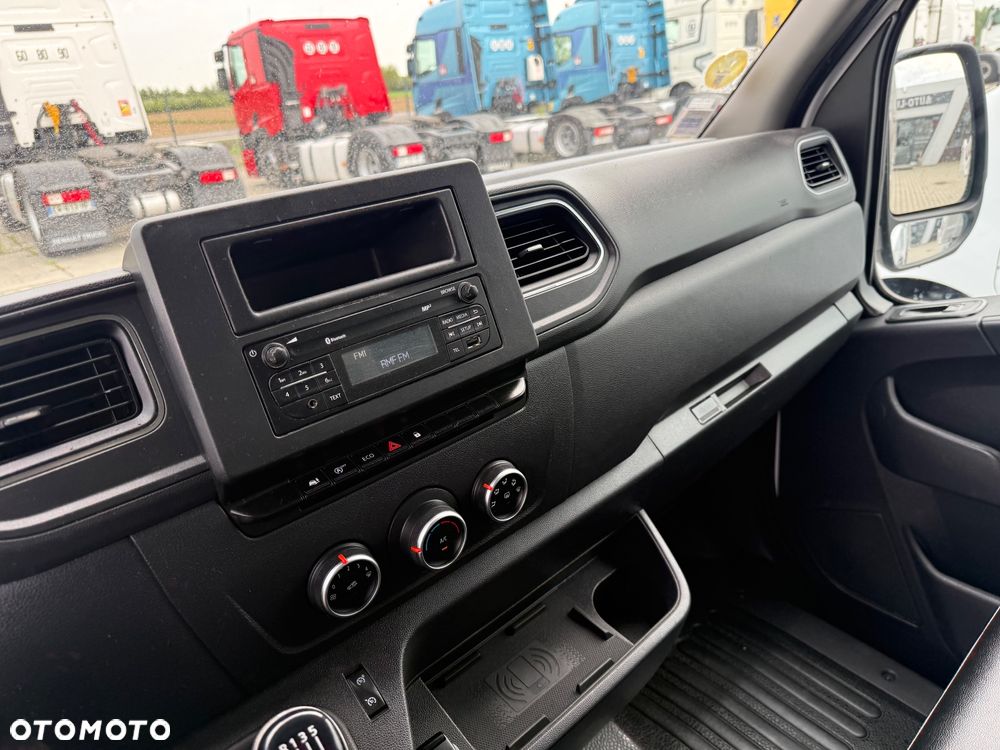 Renault MASTER 145 / WYWROTKA / NOWY MODEL / KLIMA / KUFER / Z FRANCJI / STAN BDB / / / - 27